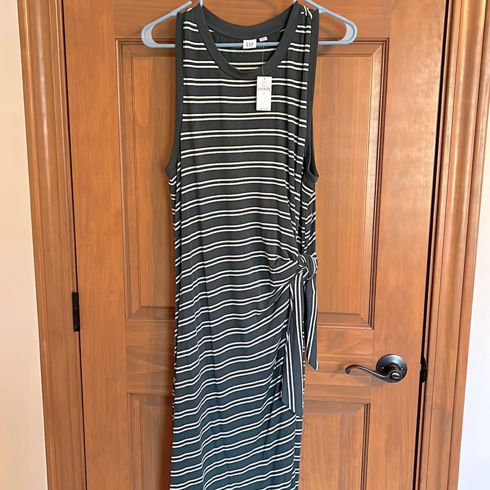 GAP striped dress with side knot. NWT